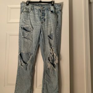 American Eagle Ripped Mom Jeans